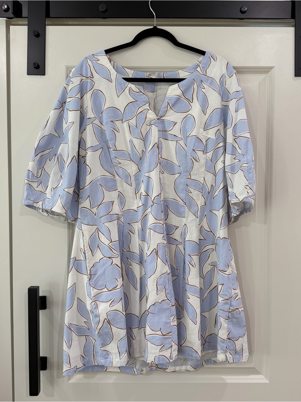 a new day Blue & White Floral V-Notch Tunic Dress